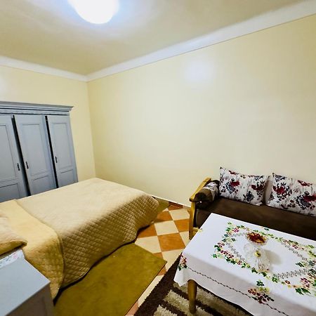 Apartment With 2 Bedrooms As-Sawíra Exteriér fotografie